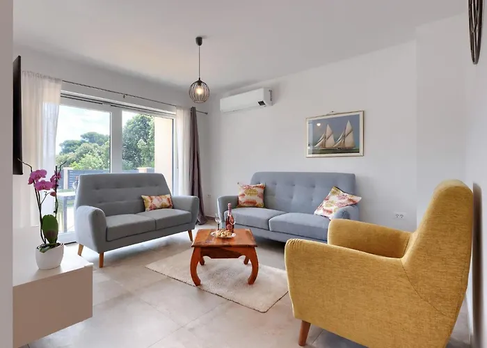 Karlo By Interhome Пула